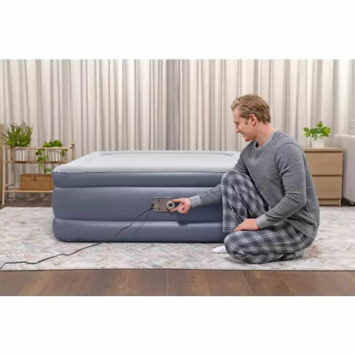 Надувная кровать Tritech 203х152х51 см, встроенный насос 220V (Bestway 6713I BW) Надувная кровать Tritech 203х152х51 см, встроенный насос 220V (Bestway 6713I BW)