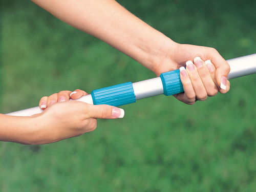 Телескопическая ручка 239 см для инвентаря с посадочным отверстием 26,2 мм (Intex 29054)