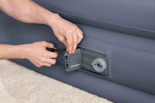 Надувная кровать Tritech QuadComfort 203х152х51 см, встроенный насос 220V (Bestway 67925 BW) Надувная кровать Tritech QuadComfort 203х152х51 см, встроенный насос 220V (Bestway 67925 BW)