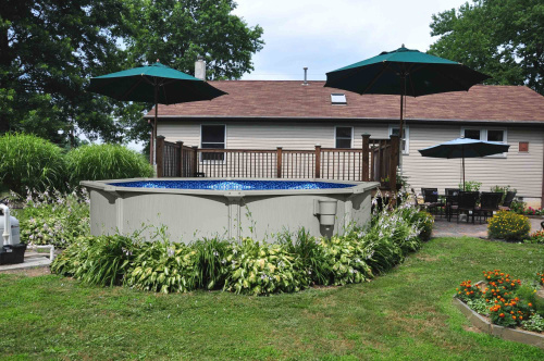 Стальной бассейн Bestway Hydrium Pool Set 360х120 см + песочный ф/насос 3028 л/ч, лестница, тент, подстилка (56574 BW)