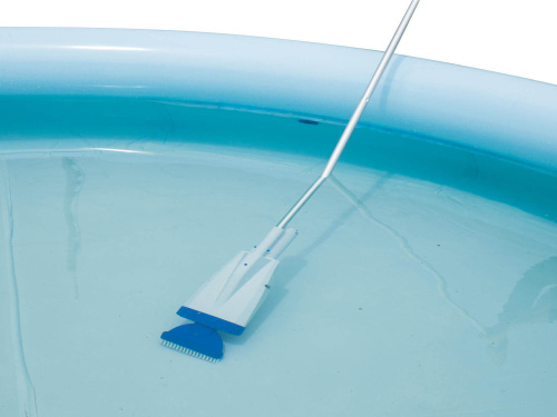 Вакуумный пылесос для чистки бассейна, на аккумуляторах (Bestway 58427 BW) Вакуумный пылесос для чистки бассейна, на аккумуляторах (Bestway 58427 BW)