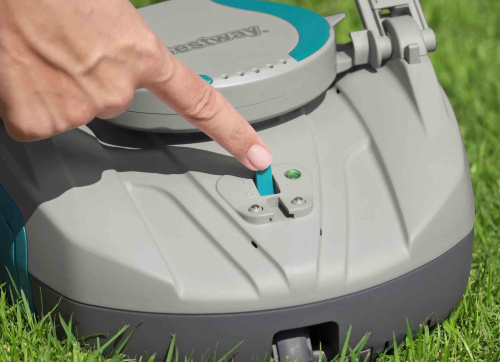 Робот-пылесос дла бассейна Bestway AquaTronix G100 (58864 BW) Робот-пылесос дла бассейна Bestway AquaTronix G100 (58864 BW)