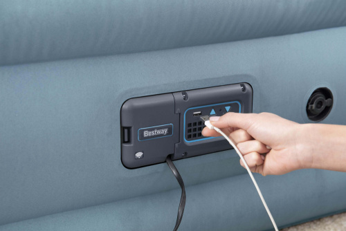 Надувная кровать Fortech 152х229х79 см, встроенный насос 220V (Bestway 69060 BW)