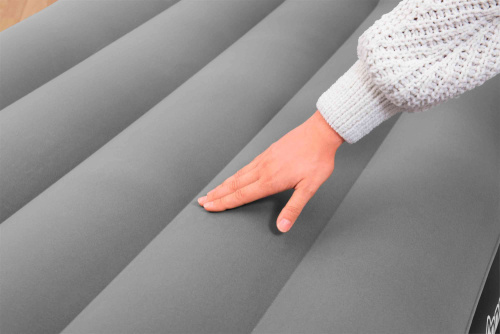 Надувная кровать Tritech 97х191х46 см с подголовником, встроенный насос 220V (Bestway 67401 BW)