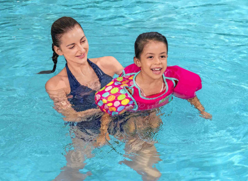 Жилет для плавания с рукавами, с вспененными вставками, два вида, от 3 до 6 лет (Bestway 32174 BW)