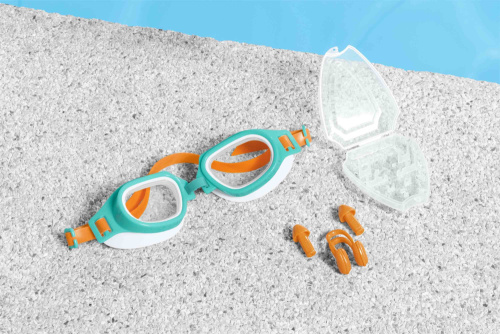 Комплект для плавания от 7 лет (очки, зажим для носа и беруши) (Bestway 26034 BW)