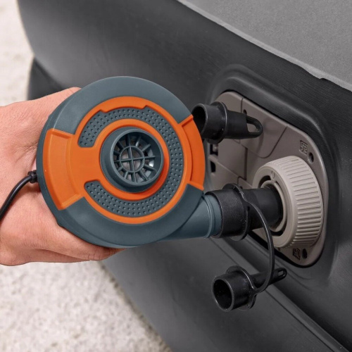 Надувная кровать Tritech 152х203х46 см с подголовником, встроенный насос 220V (Bestway 67403 BW) Надувная кровать Tritech 152х203х46 см с подголовником, встроенный насос 220V (Bestway 67403 BW)