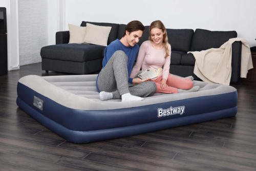 Надувная кровать Tritech 152х203х36 см с подголовником, встроенный насос 220V (Bestway 67725 BW) Надувная кровать Tritech 152х203х36 см с подголовником, встроенный насос 220V (Bestway 67725 BW)