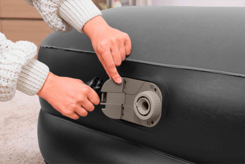 Надувная кровать Tritech 97х191х46 см с подголовником, встроенный насос 220V (Bestway 67401 BW)