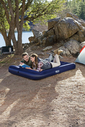 Надувной матрас Tritech 137х191х30 см с подголовником (Bestway 67681 BW)