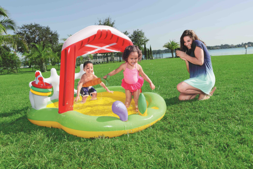 Игровой центр "Ферма" с игрушками, 175х147х102 см, 121 л, от 2 лет (Bestway 53065) Игровой центр "Ферма" с игрушками, 175х147х102 см, 121 л, от 2 лет (Bestway 53065)