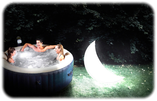 Светодиодная лампа "Полумесяц", 135х43x89 см (Intex 68693) Светодиодная лампа "Полумесяц", 135х43x89 см (Intex 68693)