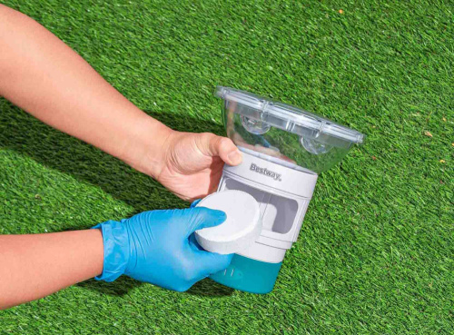 Дозатор для химии с LED-подсветкой Bestway SolarGlow (58943 BW)